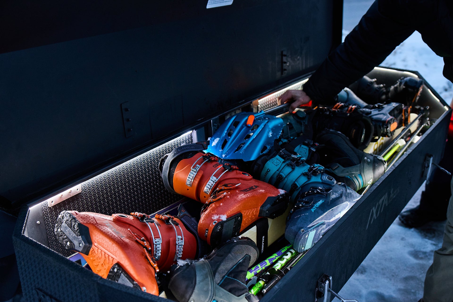 Roof Box Packing Tips: Why a Towbar Box Fits More